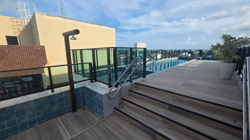 Apt a 120m das piscinas naturais by LP