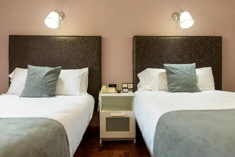Economy room