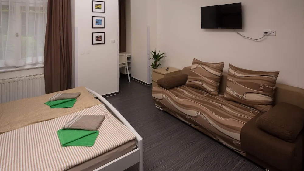 Flying Bed Apartment close to Castle - Chambres