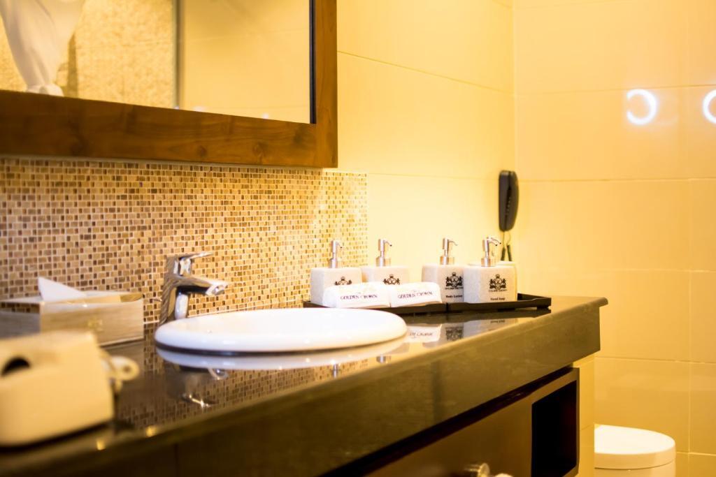 The Golden Crown Hotel