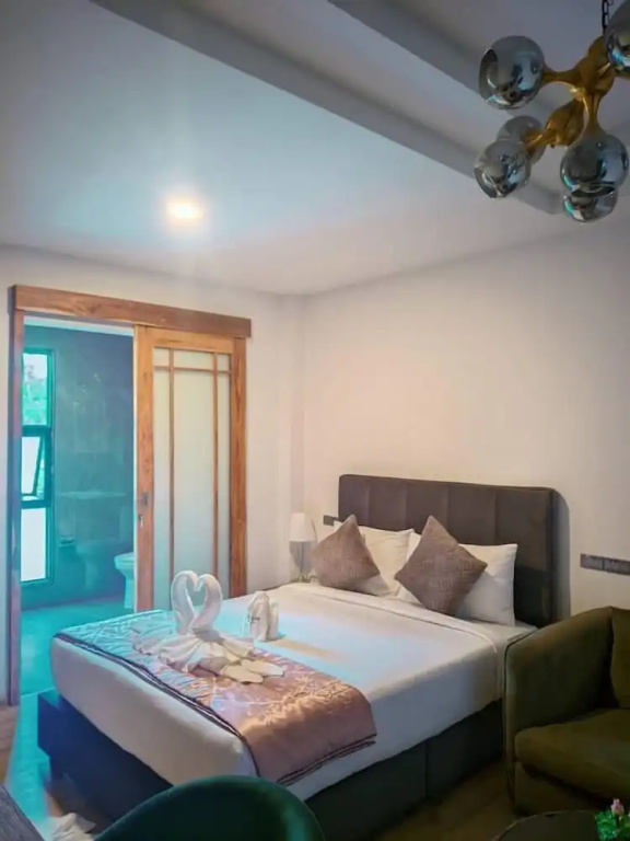 Economy room