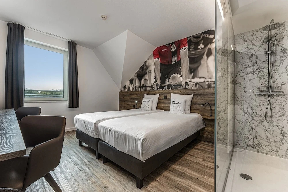 Velotel Brugge - Chambres