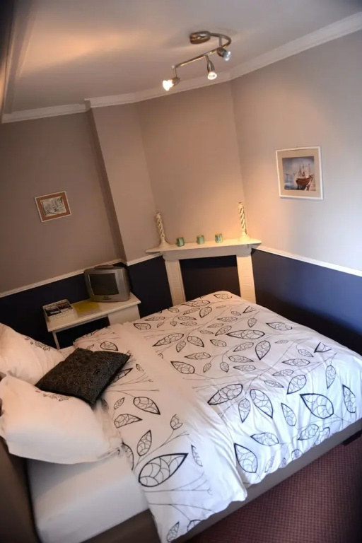 1 Bedroom Classic Double room (full double bed)