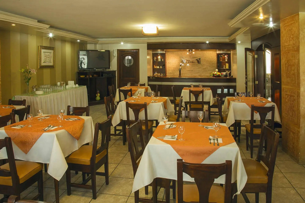 Hotel photo 12