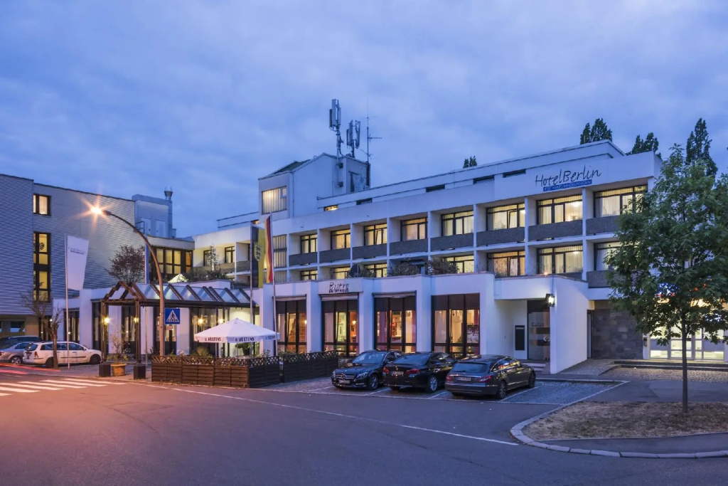 Hotel photo 11