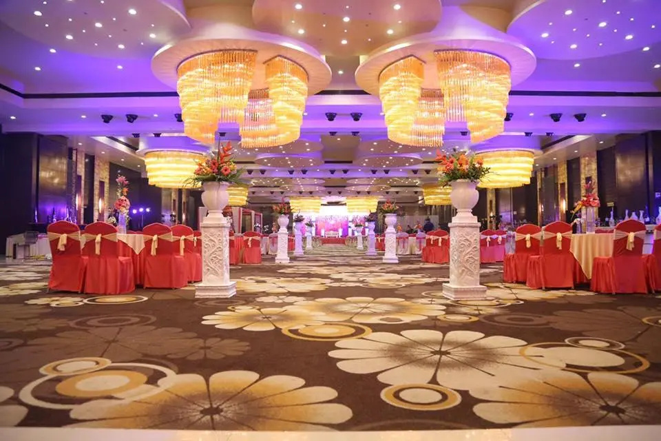 Lobby & Reception