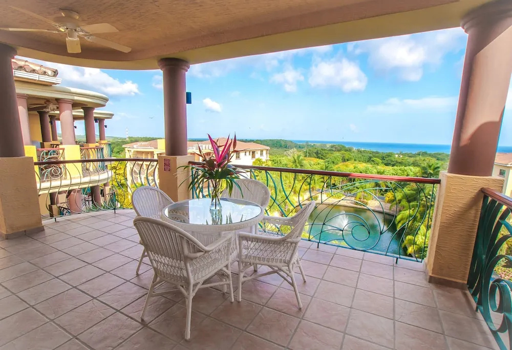 Clarion Suites Roatan at Pineapple Villas - Chambres