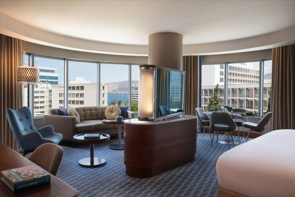 Renaissance Izmir Hotel - фото 41