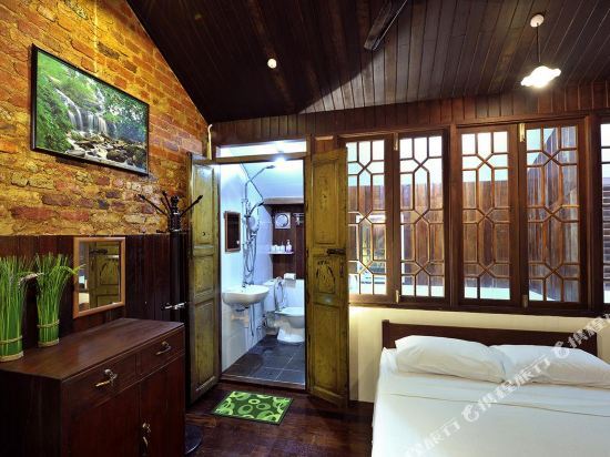 Silver Shine Guesthouse