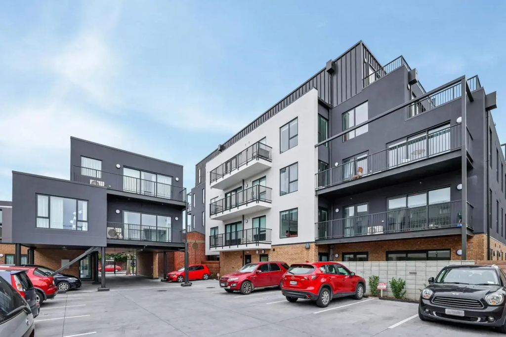Barbadoes Beauty - Christchurch Holiday Apartment