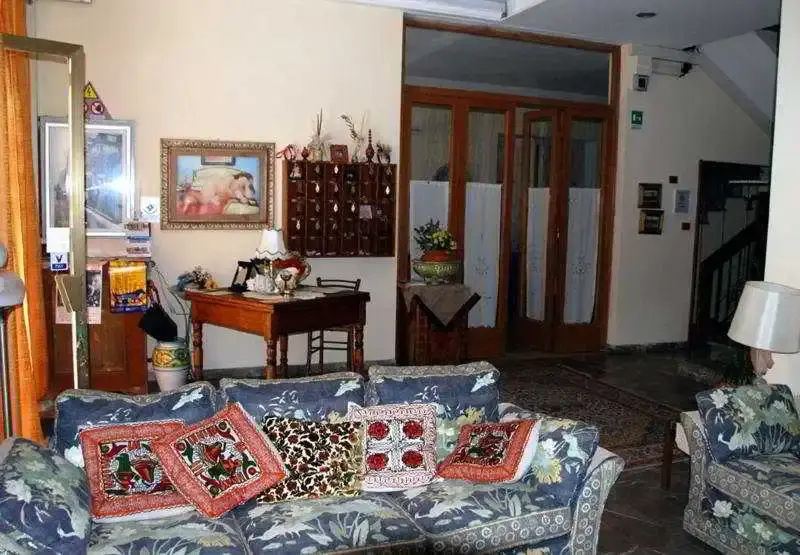 Hotel photo 12