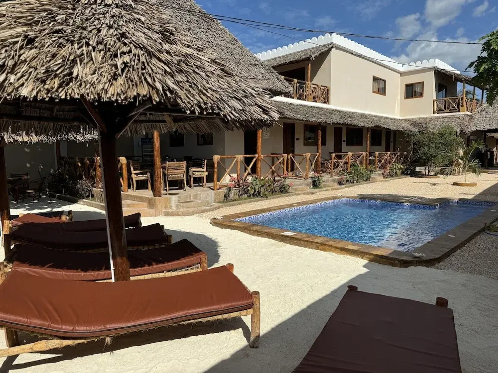 Villa Peace And Color