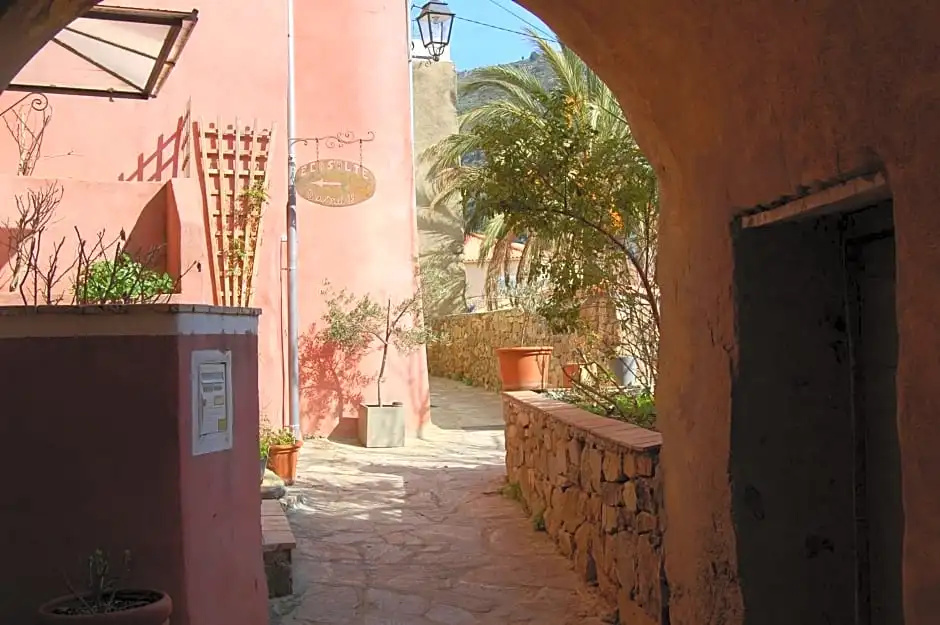 E casalte