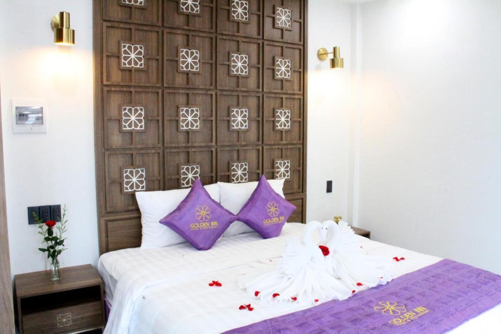 Люкс Deluxe в Golden Inn Hotel