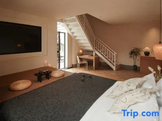 Double Duplex Suite (full double bed)
