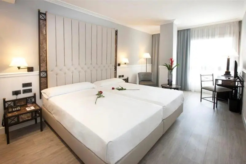 Hotel Gran Via - Chambres