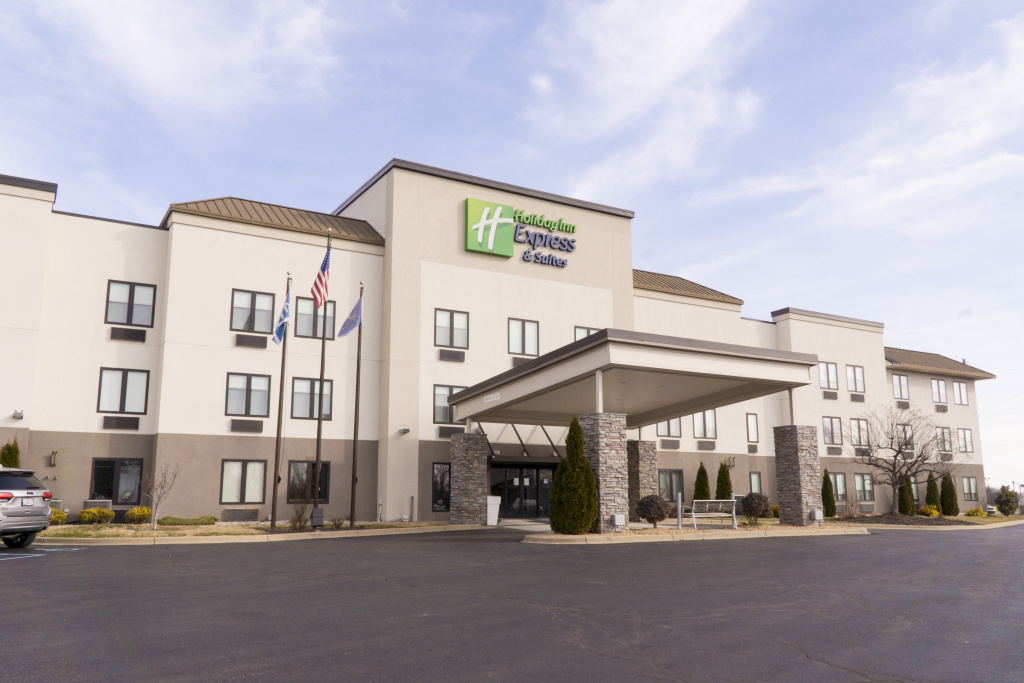Holiday Inn Express Hotel & Suites Madison by IHG