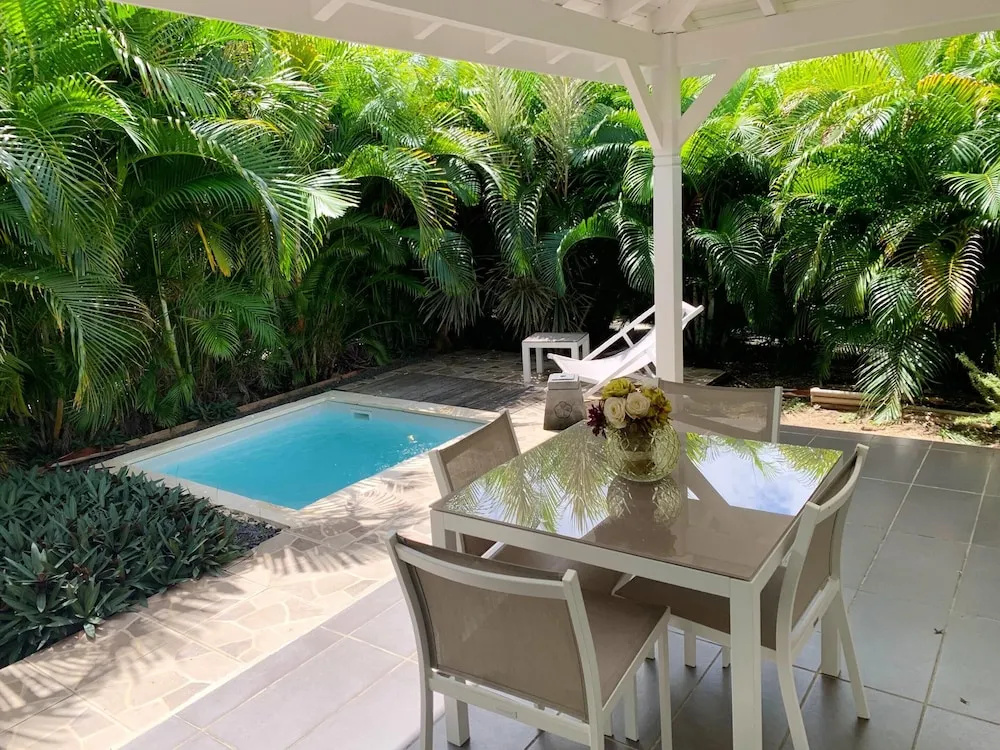Apartment With one Bedroom in Le Moule, With Private Pool, Furnished Terrace and Wifi - 200 m From the Beach