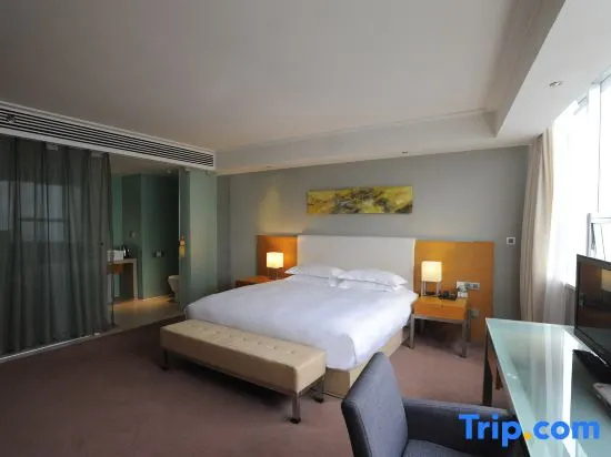 Superior Double room (full double bed)