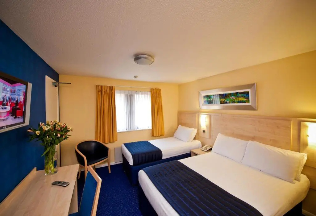 Hotel photo 2