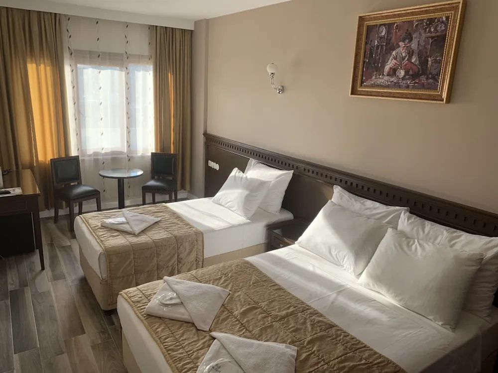 Kecik Hotel — 2