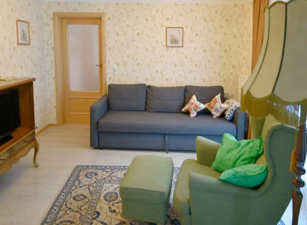 2 Bedrooms Apartment