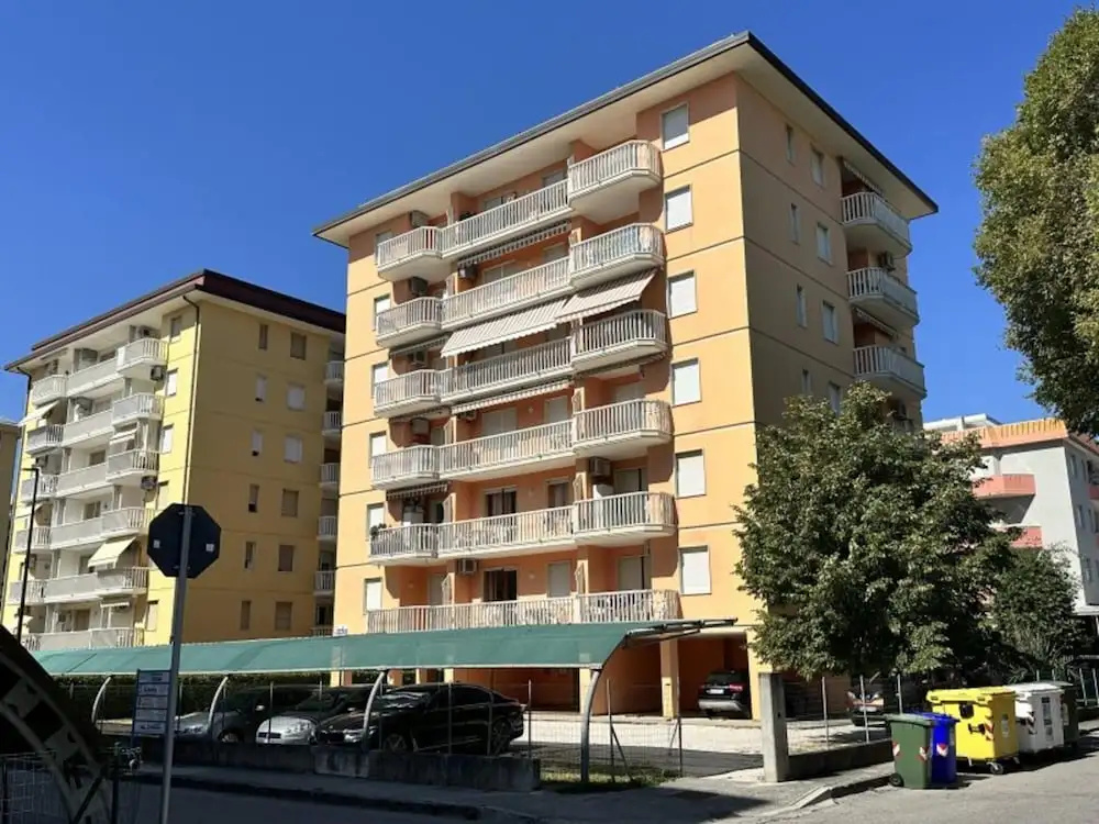 Cozy Flat Just 100 m From the Golden Beach