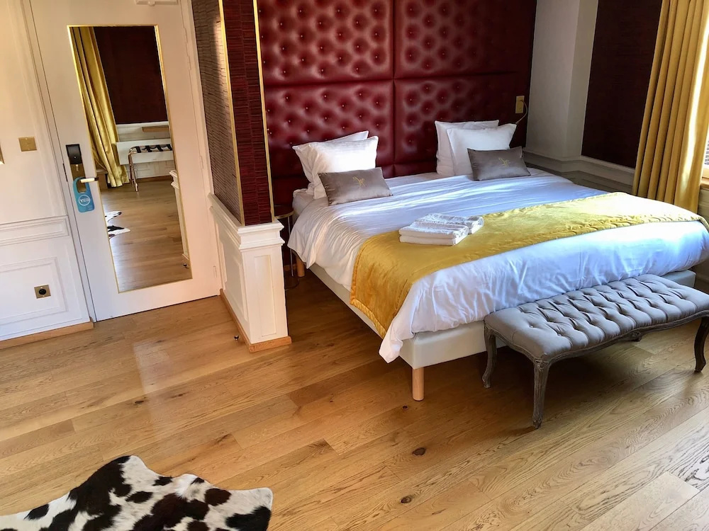 Suite with balcony