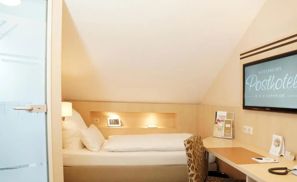Hünerbein's Posthotel - Chambres