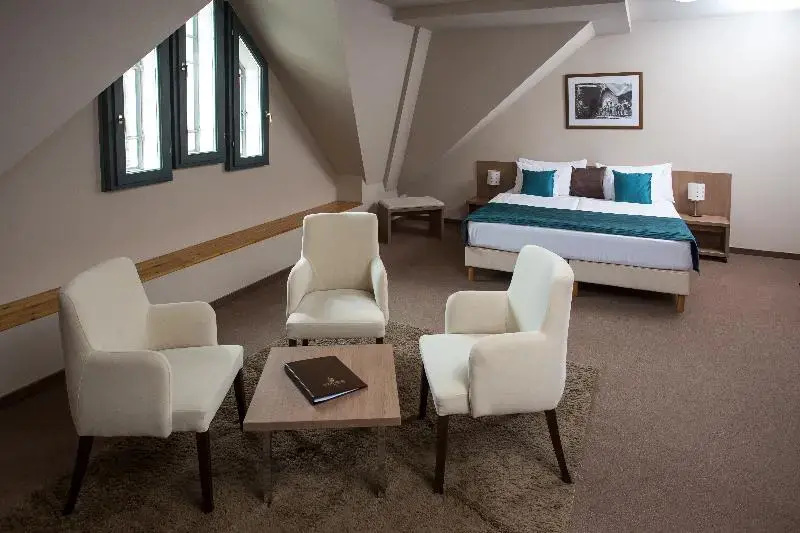 Erzsebet Kiralyne Hotel - Chambres