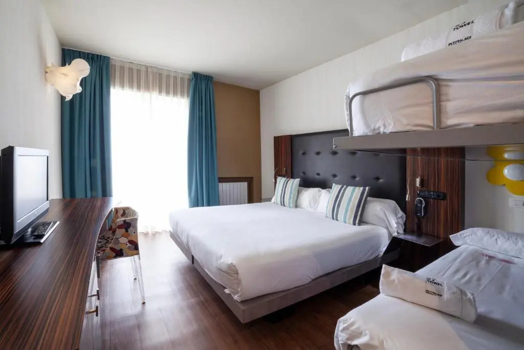 Petit Palace Tamarises - Chambres