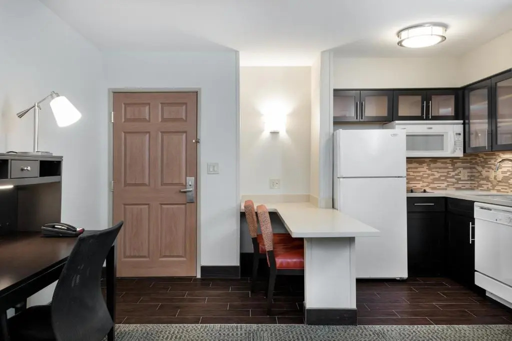 Staybridge Suites Chantilly - Dulles Airport by IHG - Chambres