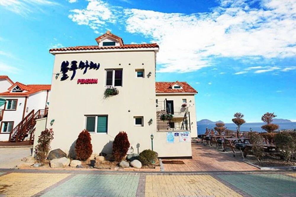 Geoje Blue Marae Pension