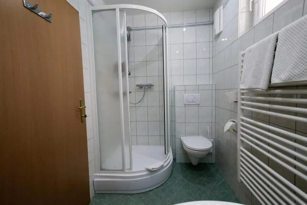 Fischwirtshaus Landmotel Die Donaurast - Chambres