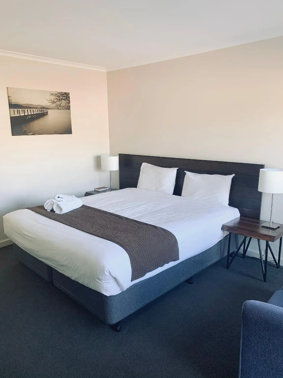 Superior Double room (full double bed)