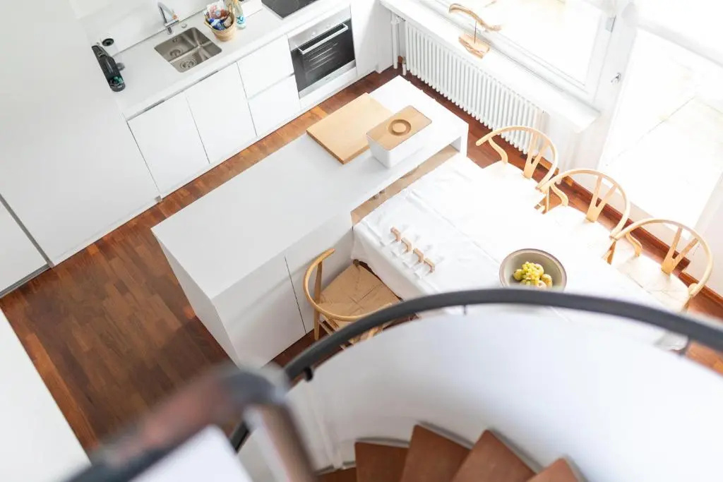 3 Bedrooms Apartment
