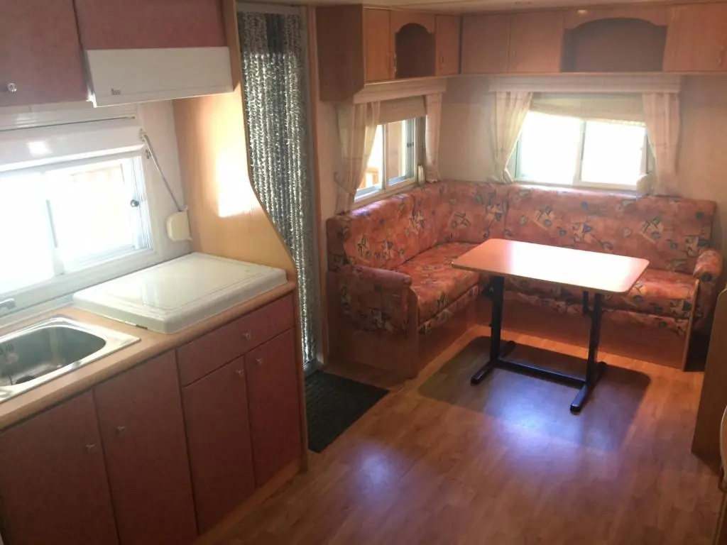 3 Bedrooms Bungalow