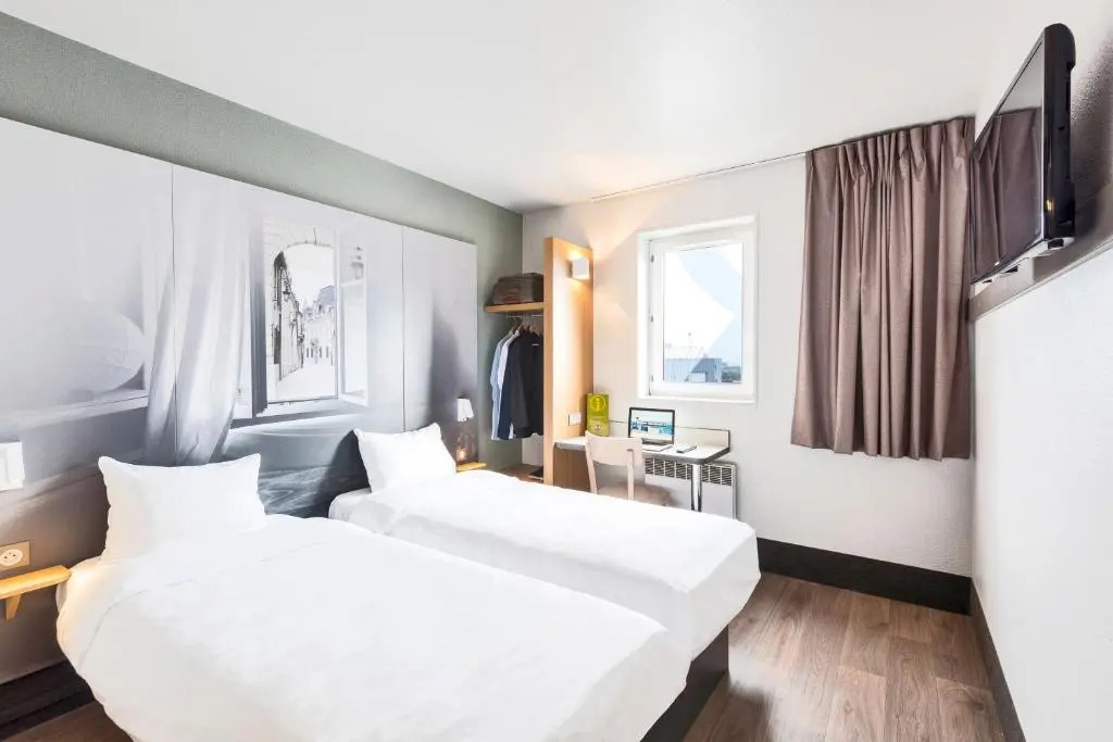 Double room (twin beds)