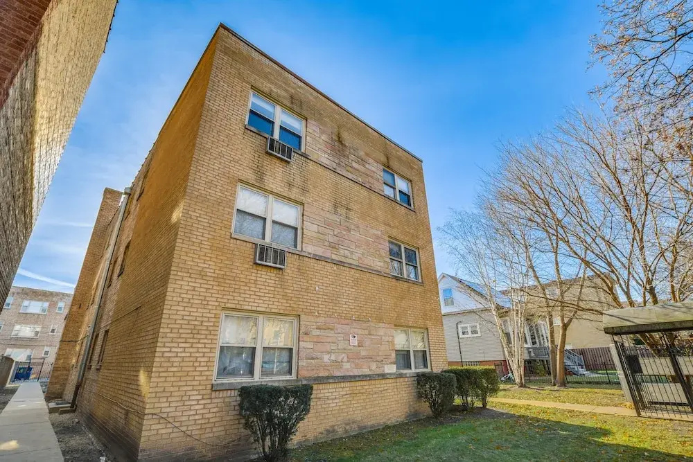 Chicago Vacation Rental Condo: 11 Mi to Downtown