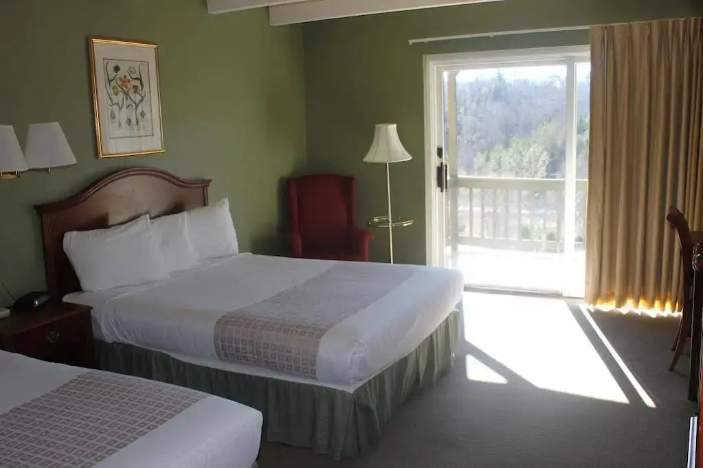 Kingwood Resort - Général