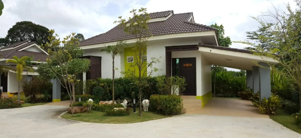 Dusita Grand Resort