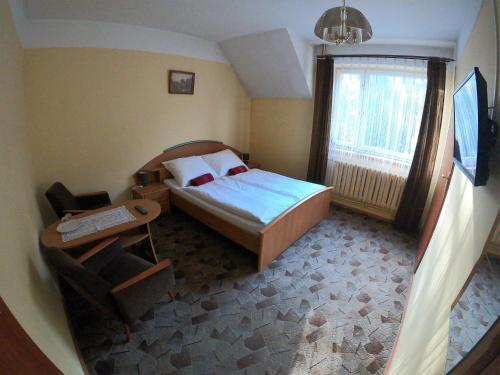 Image 4