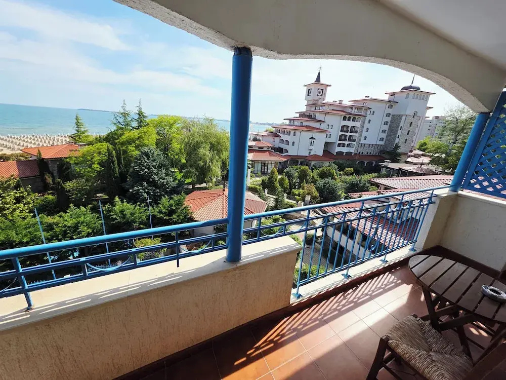 1 Bedroom Standard room with balcony and with view