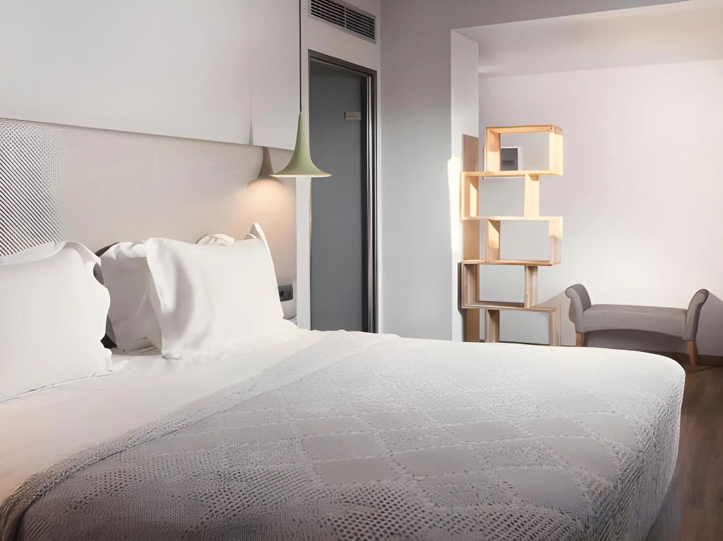 Отель 360 Degrees Pop Art Hotel в Афины