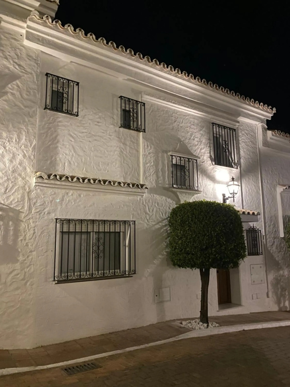 Tulum house - in Nueva Andalucia - amazing la concha mountain view