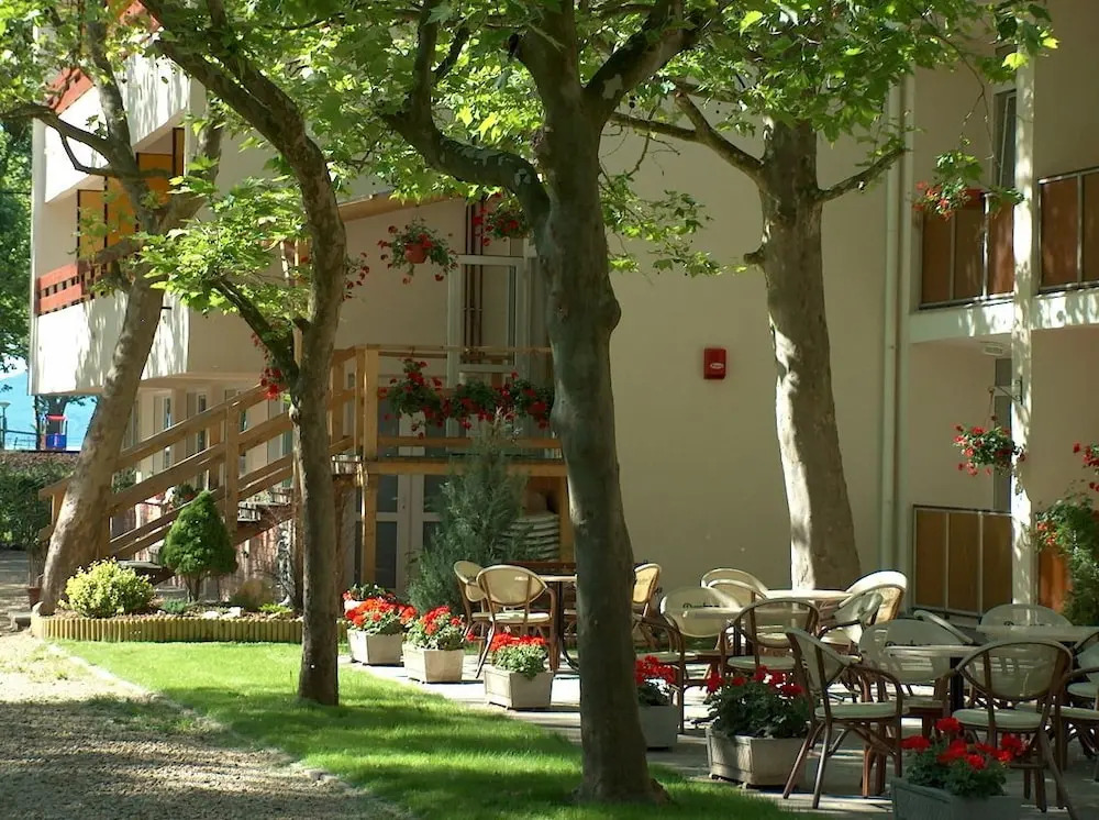 Hotel Kiss Family - фото 12