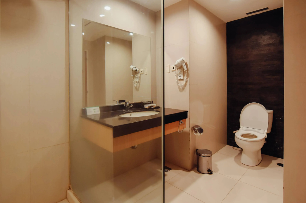 Surabaya Suites Hotel Powered by Archipelago - Général