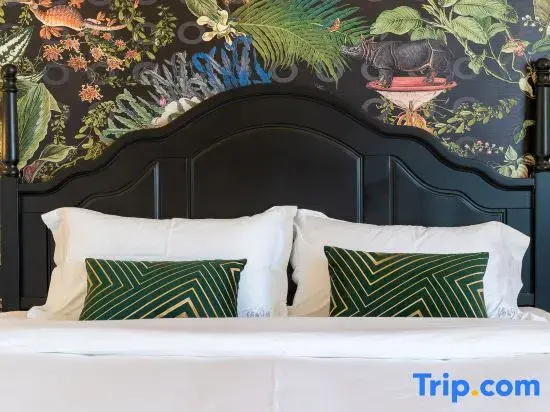 Standard room with view