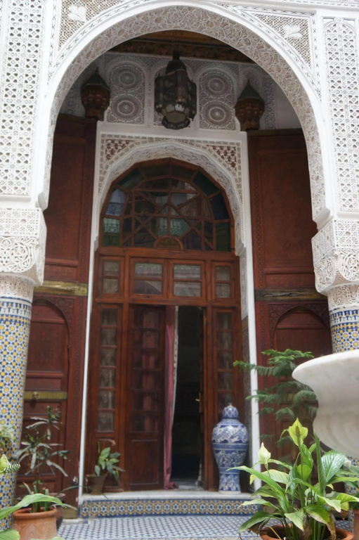 Riad Sara - Général