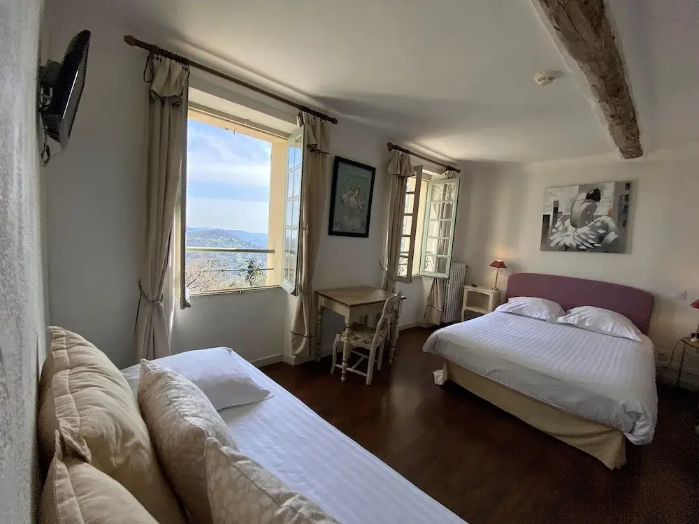 Superior room